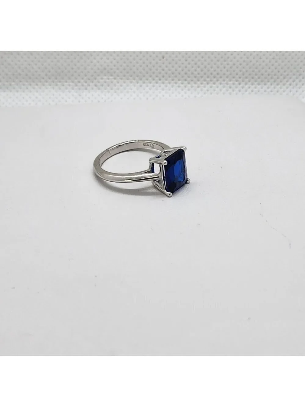Brand New Sterling Silver 925 Blue Rectangle Gemstone Ring